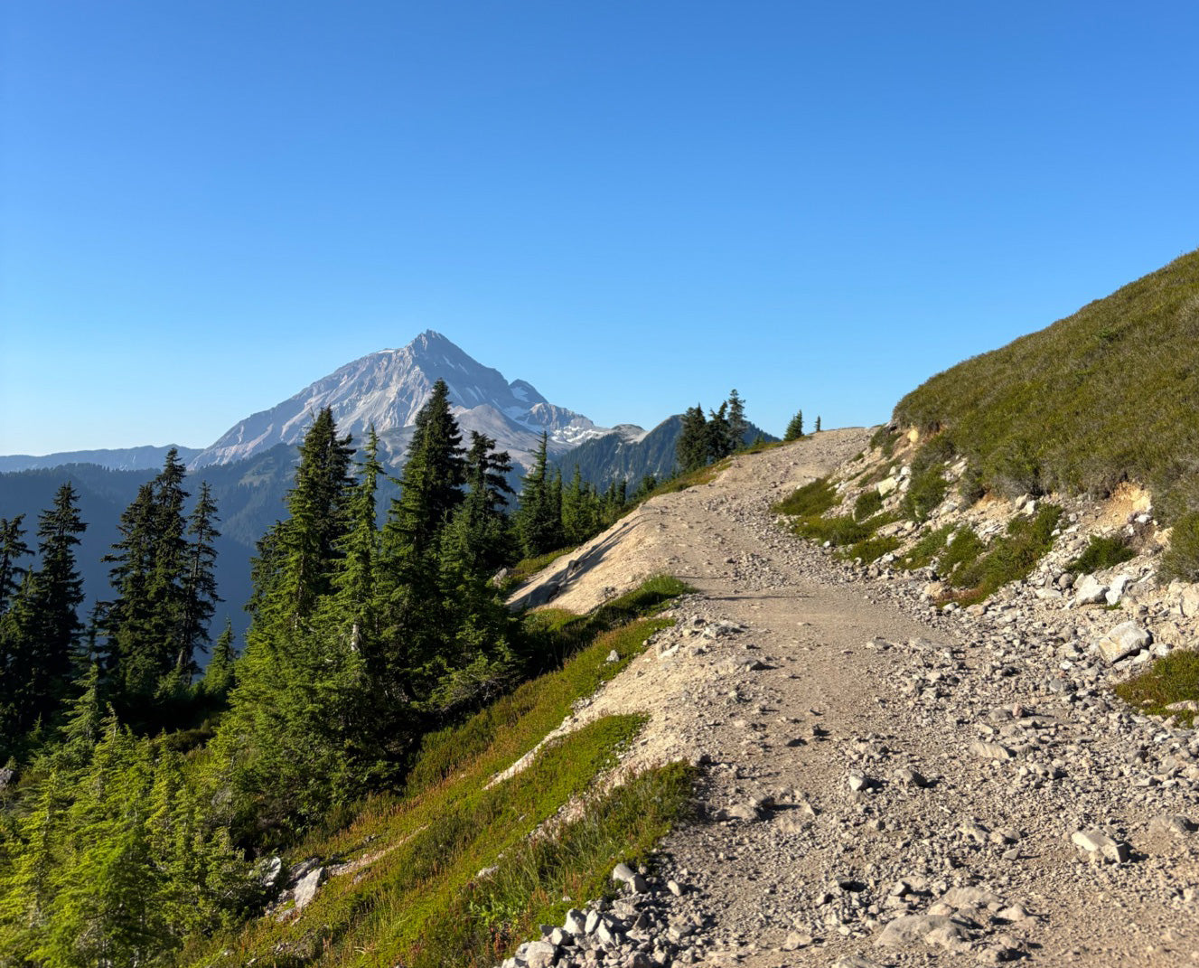 10 Must-Run Trails Across Canada