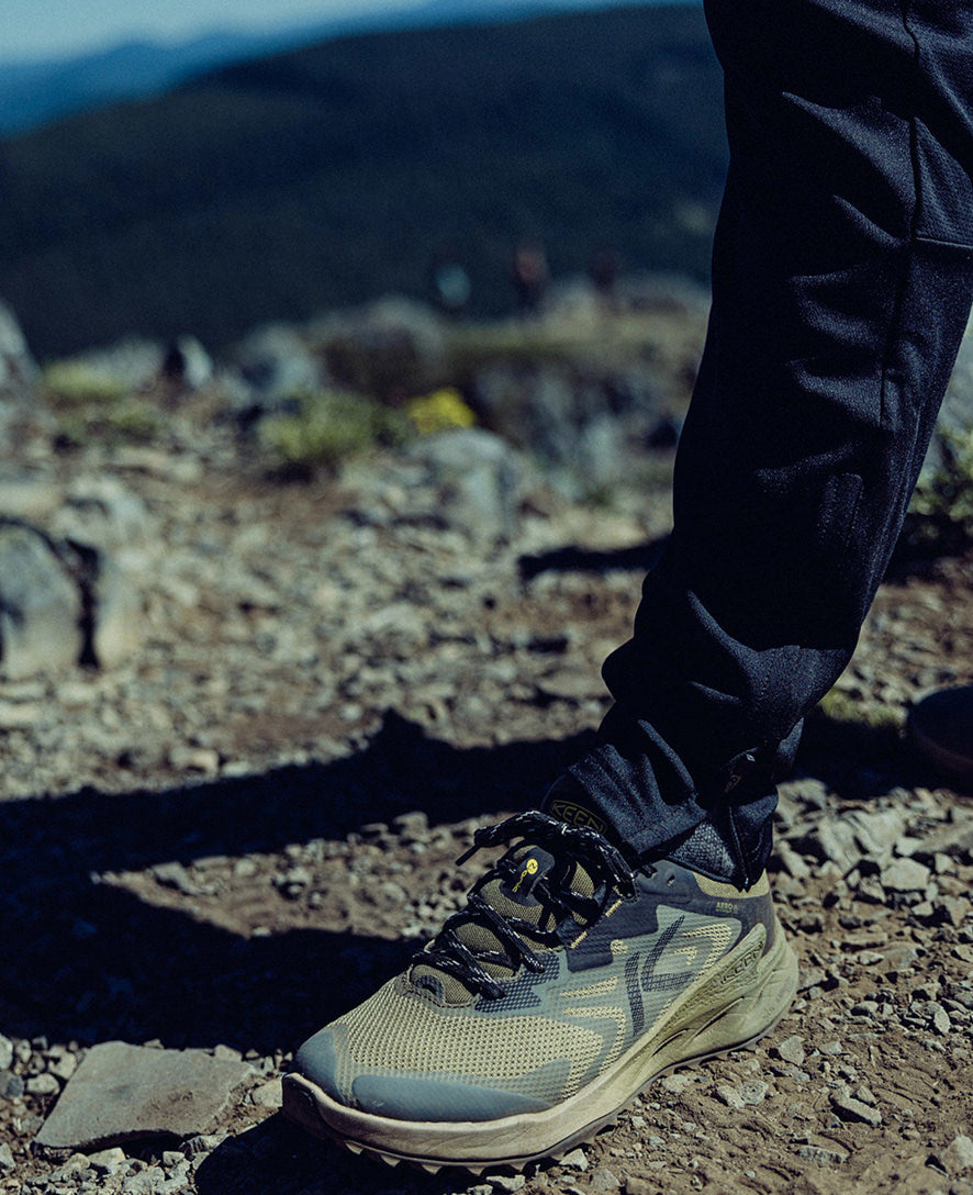 根底 Men's Zionic NXT Waterproof Hiking Shoe | Martini Olive/Lemon