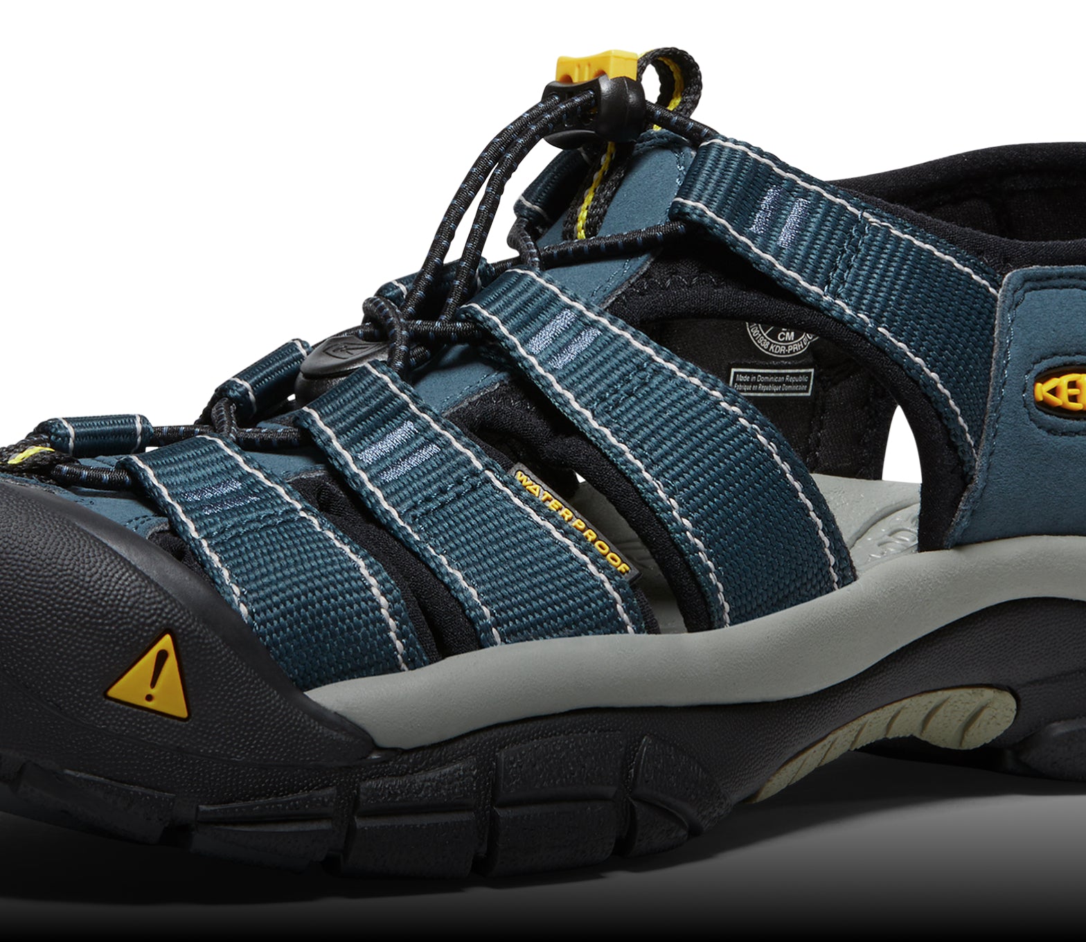 FW25_KEEN_PDP_FnB_1001938_Desk