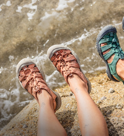 Keen store shoe store