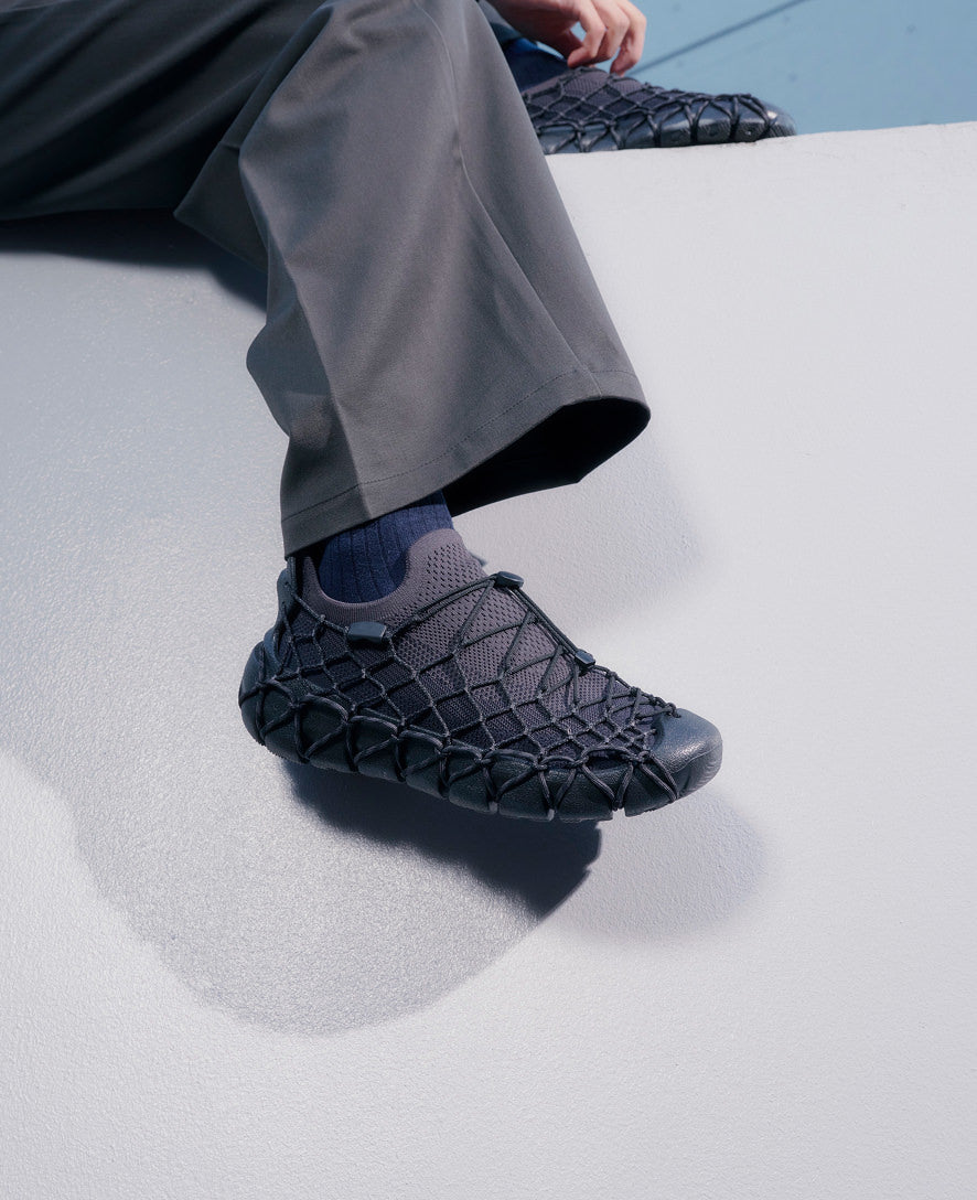 Women's UNEEK 360 Sneaker | Black/Magnet | KEEN Footwear Canada