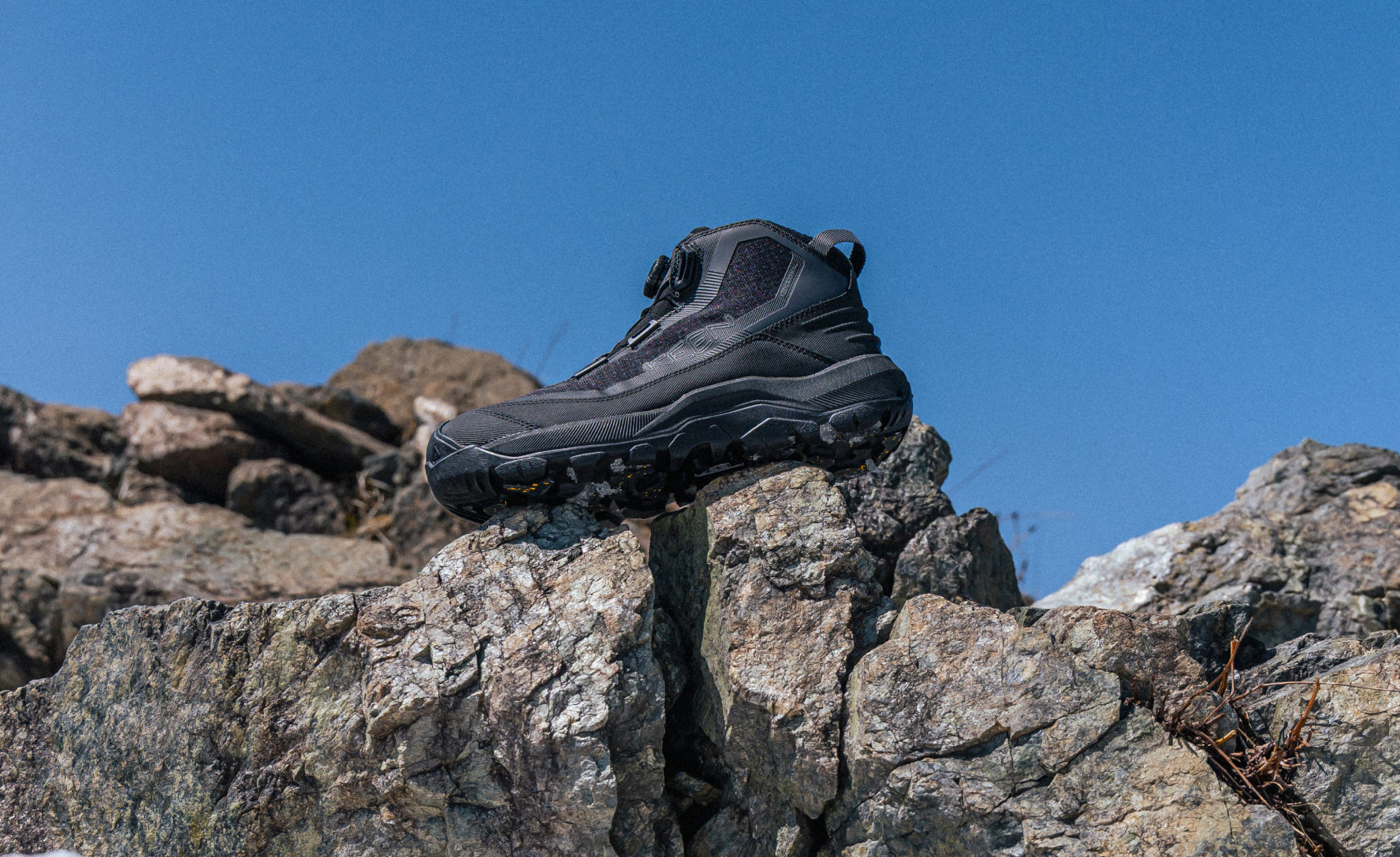 Revelインフィニティー Men's Revel IV EXP CF Polar Waterproof Boot | Black/Black | KEEN