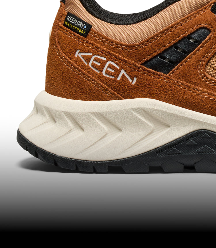 タカ 50°54°58° Women's Hightrail Waterproof Hiking Shoe | Roasted Pecan/Chipmunk